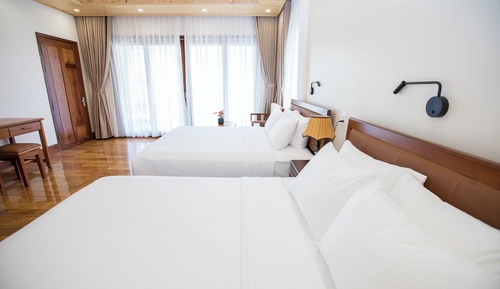 Deluxe Quadruple Room, Pool View