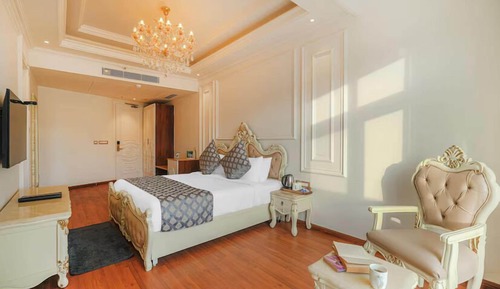 Premium Triple Room