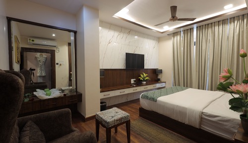 Signature Suite
