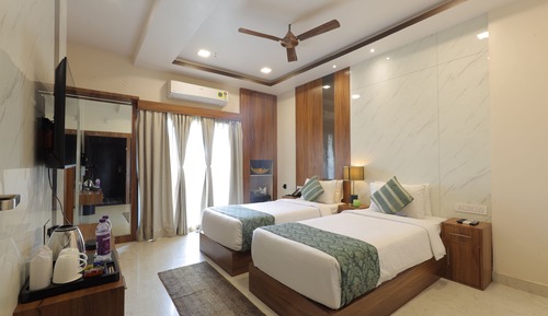 Deluxe Twin Room, City View