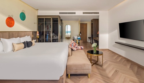 Premium King Room