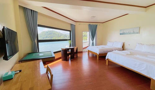 Premium Quadruple Room