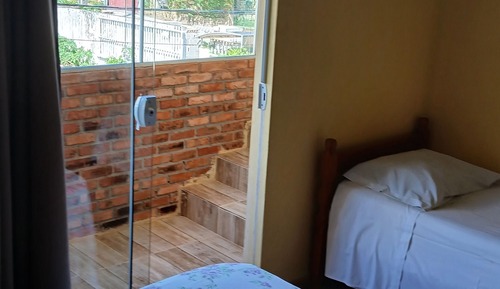 Economy Triple Room