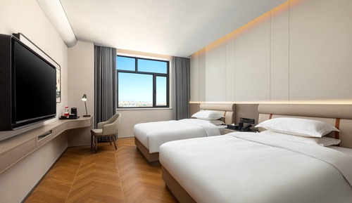 Deluxe Room, 2 Twin Beds, Smoking