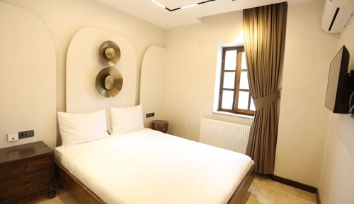 Standard Room, Courtyard View