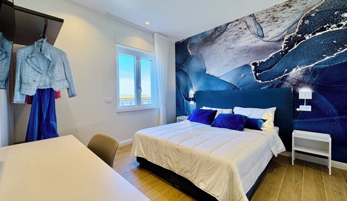 Double or Twin Room, Partial Sea View