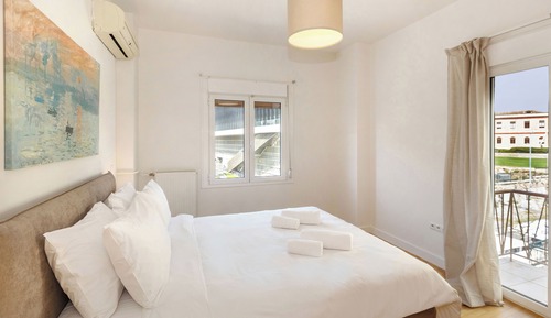 Comfort Apartment, 2 Bedrooms, Hill View