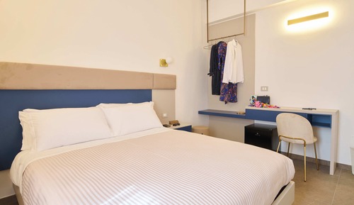 Deluxe Double Room, City View