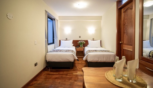 Standard Twin Room