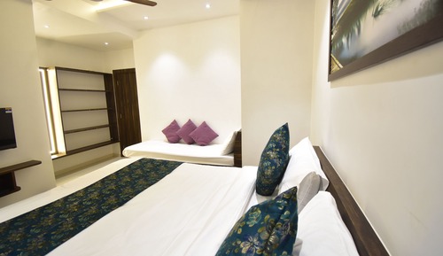 Executive Room, City View