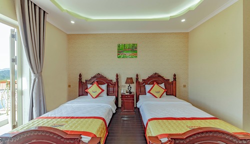 Double or Twin Room, Mountain View