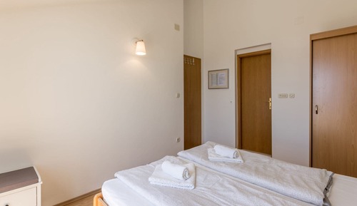 Apartment (Comfort One Bedroom Apartment with Te)