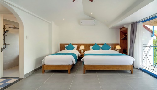 Superior Triple Room, Balcony