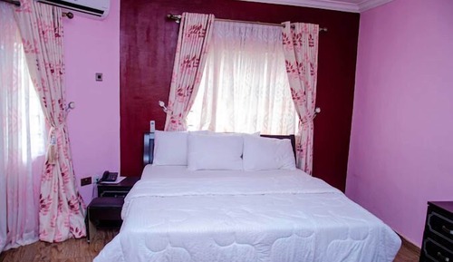 Deluxe Room, Balcony, City View