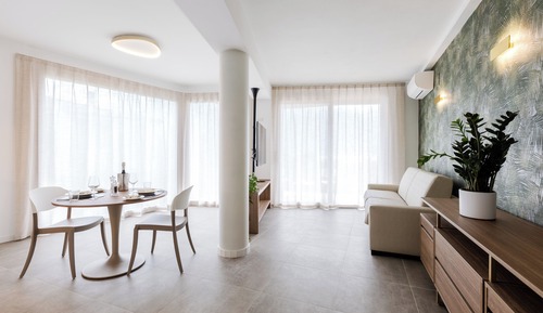 Panoramic Apartment, Balcony, Lake View