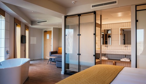 King Deluxe Suite