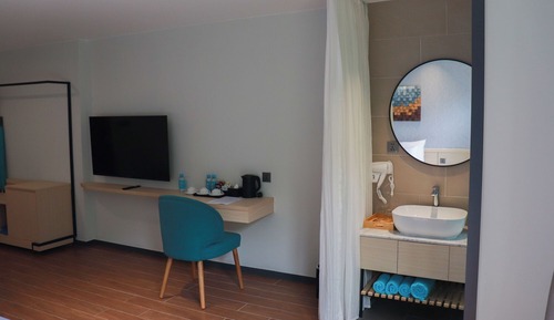 Triple Room, Balcony, Garden View