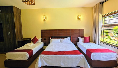 Luxury Double Room, Balcony, Hill View