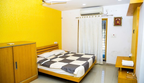 Standard Shared Dormitory