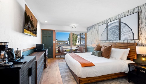 Standard Single Room, 1 King Bed, Ground Floor