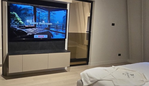 Exclusive Apartment