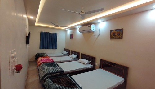 Economy Shared Dormitory, 1 Twin Bed, Air conditioning, City View