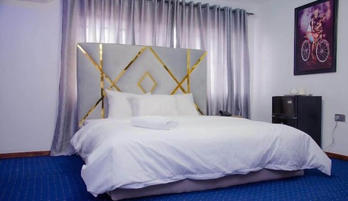Deluxe Room, Balcony, City View