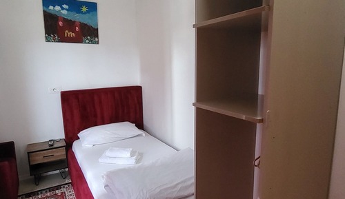 Basic Single Room, Balcony, City View