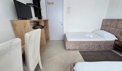 Basic Twin Room, City View