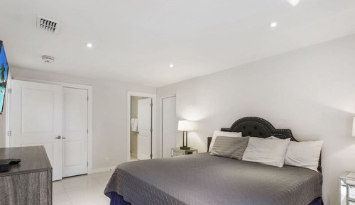 Comfort Apartment, 3 Bedrooms, Balcony, Garden View