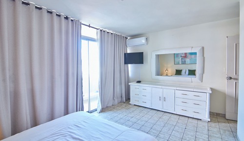 Apartment, 1 Bedroom, Smoking, City View