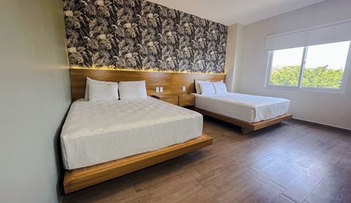Superior Double Room, Courtyard View