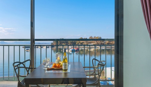 Basic Room, 1 Bedroom (Room 4(OceanView,Two-bed,PrivateBBQ))