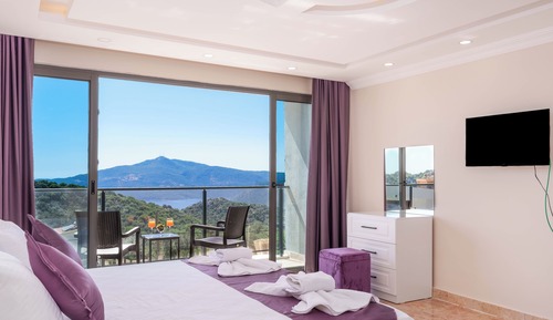 Deluxe Villa, 4 Bedrooms, Balcony, Partial Sea View