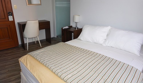 Deluxe Single Room