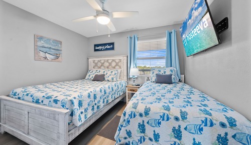 Signature Condo, 2 Bedrooms, Courtyard View, Beachfront