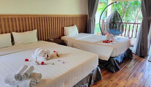 Standard Villa, 1 King Bed, Terrace, Pool View