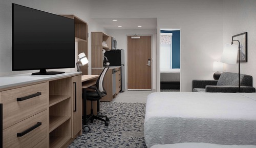 Studio, 2 Queen Beds (Hearing)