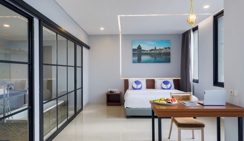 Premier Suite