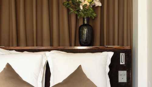 Signature Suite