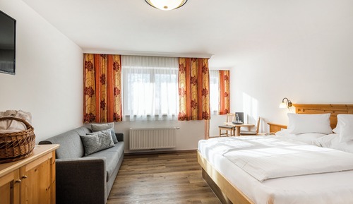 Family Quadruple Room, Balcony, Mountain View