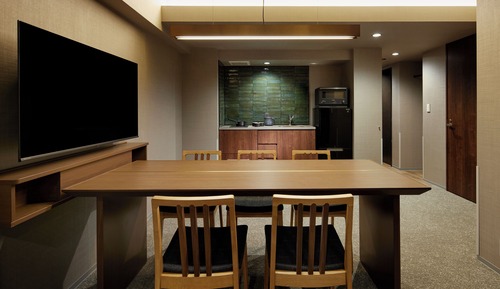 Deluxe Apartment