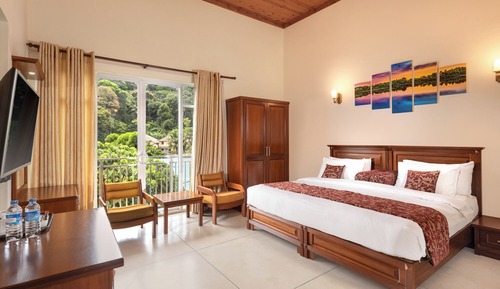 Deluxe Double Room, Balcony, Mountain View