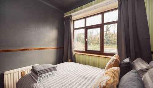 Basic Double Room, Patio