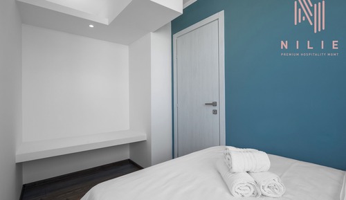 Panoramic Apartment, City View