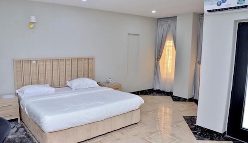 Family Room, Balcony, City View