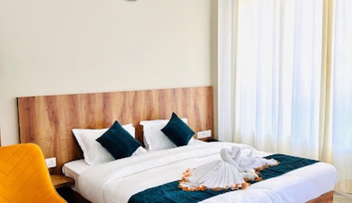 Deluxe Double Room, City View