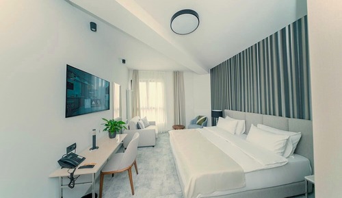 Comfort Triple Room, Garden View