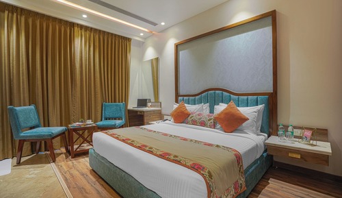 Superior Room, City View