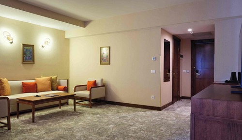 Junior Suite, Balcony, Park View